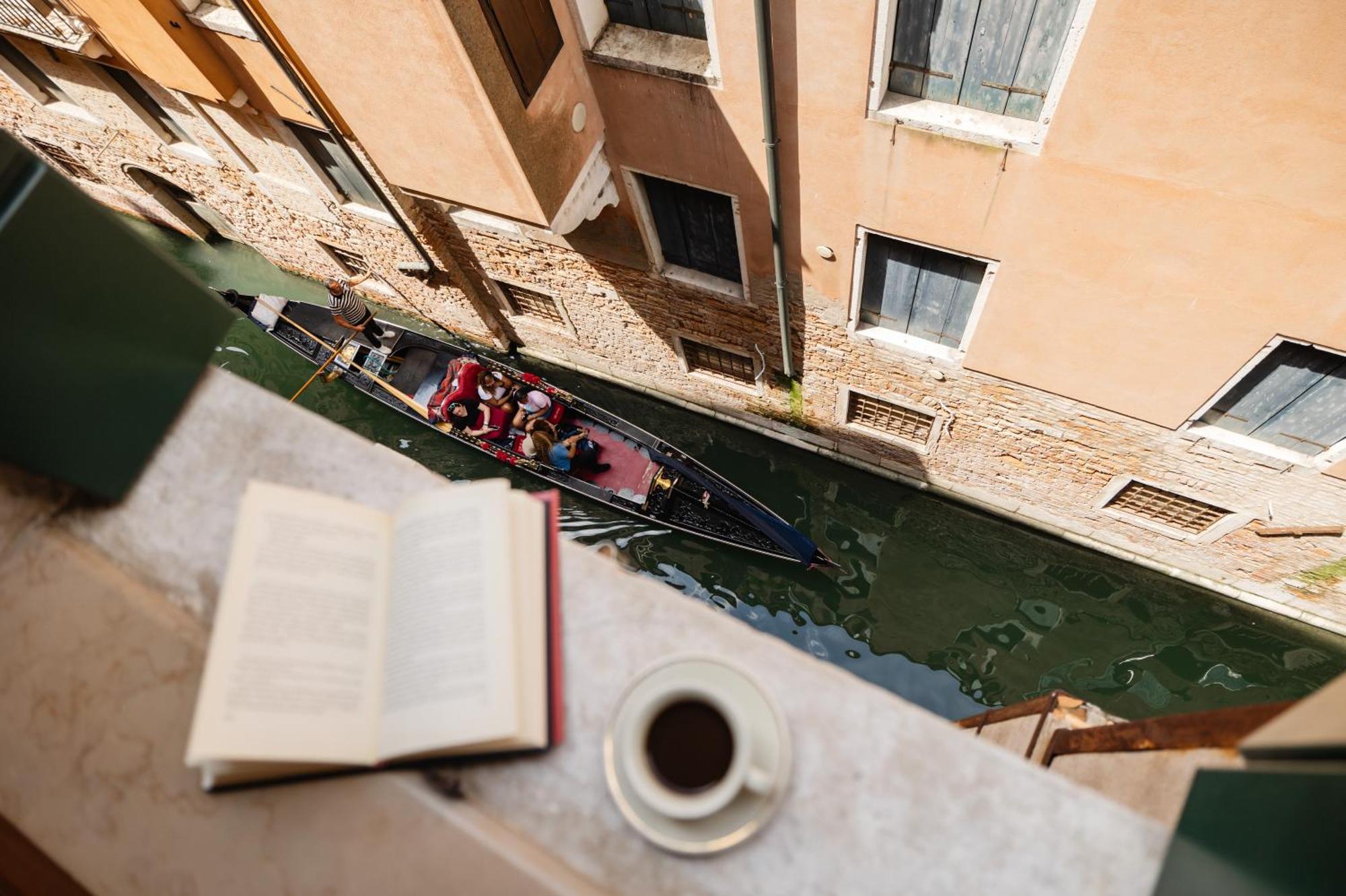 San Marco Canal View By Bricola Apartments Venice Exterior photo
